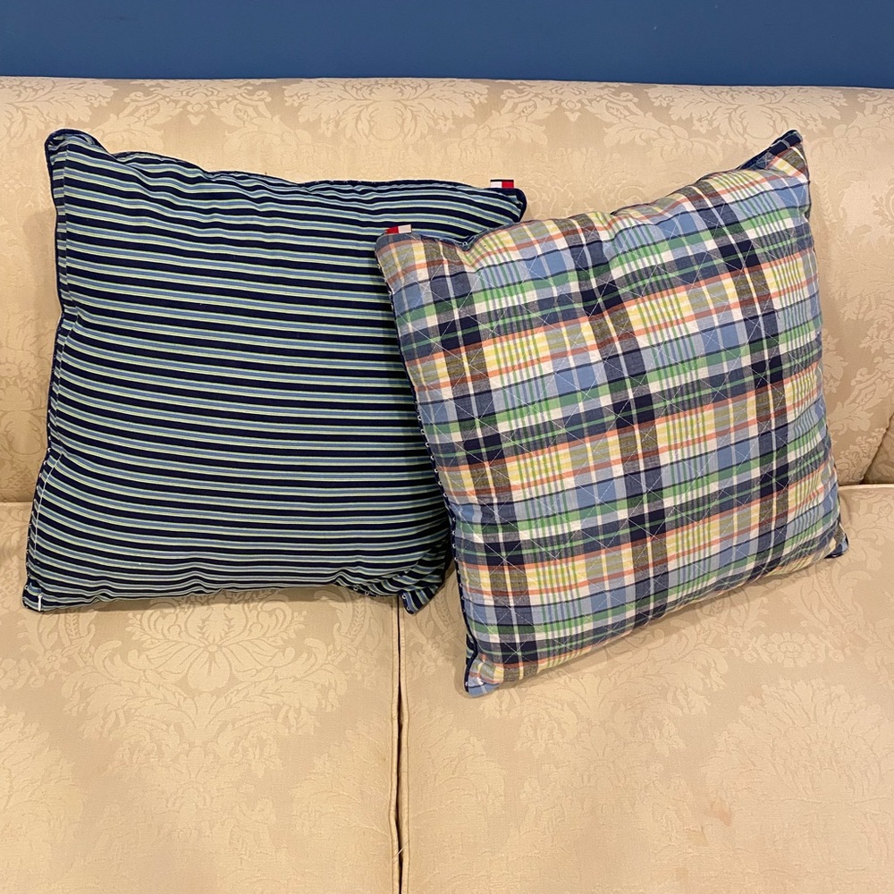 Tommy Hilfiger HTF! 2 rare "Clayton" plain reversible pillows blue green